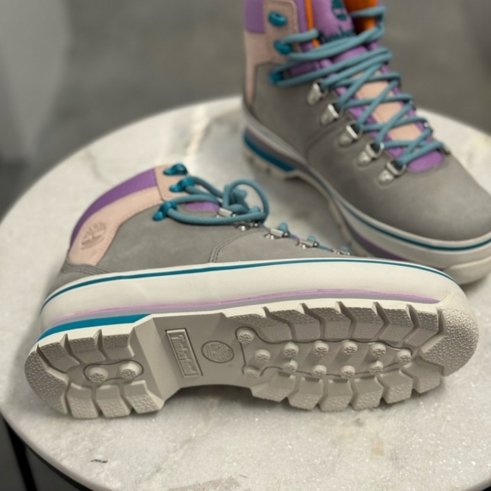 NWT TIMBERLAND women's boots size 8 - Picture 7 of 8